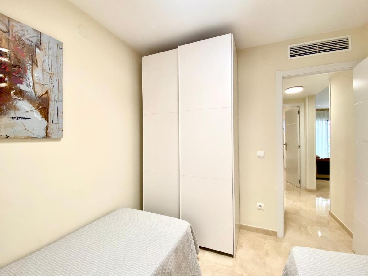 Apartamento Bonito Cerca De La Playa Cambrils Exteriör bild